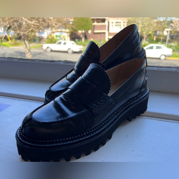 SOLD - H&M Chunky Leather Loafers - Picture 3 of 8